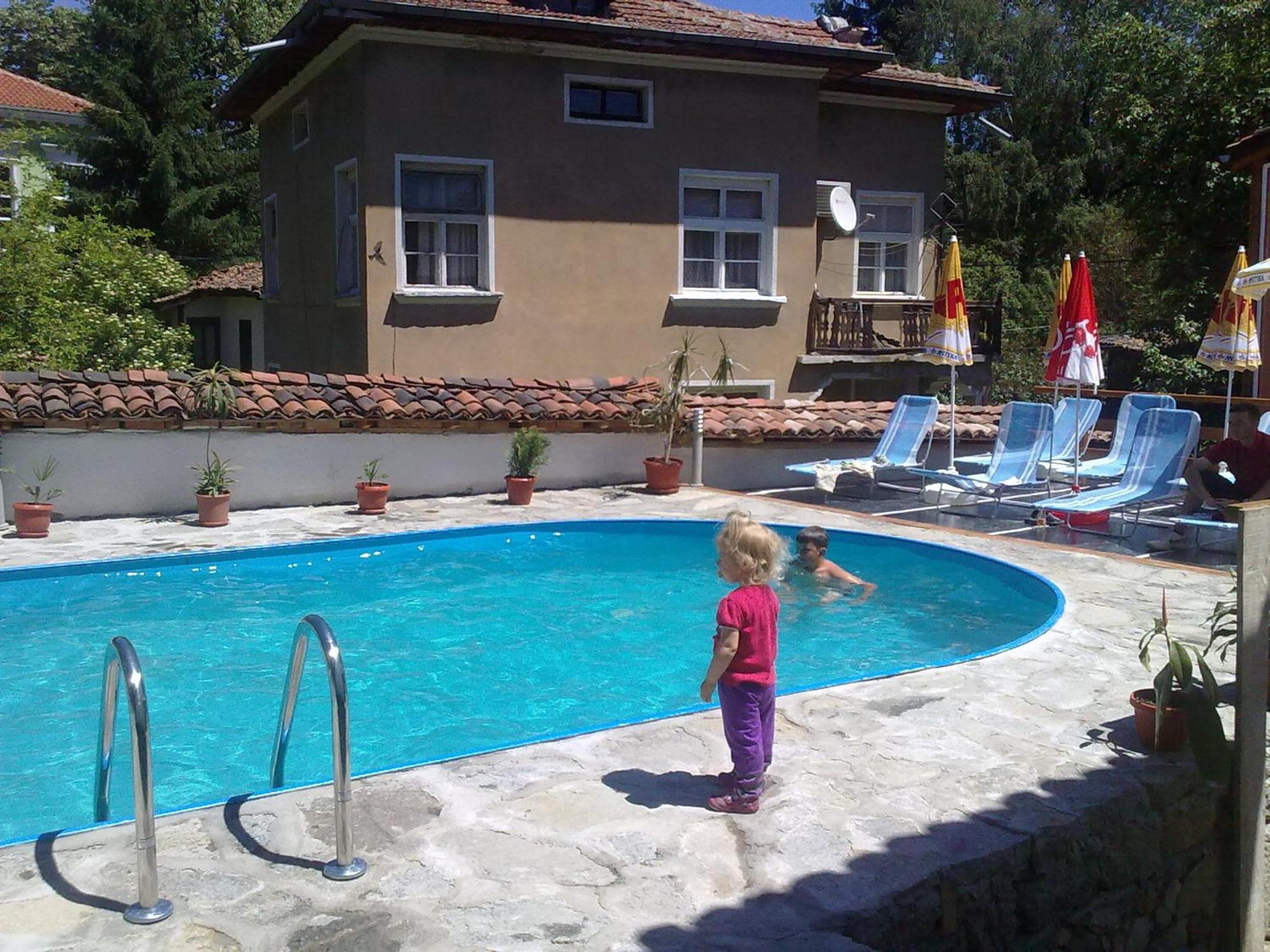 Guest House Todorini Kashti โคปริฟชทิทซา ภายนอก รูปภาพ